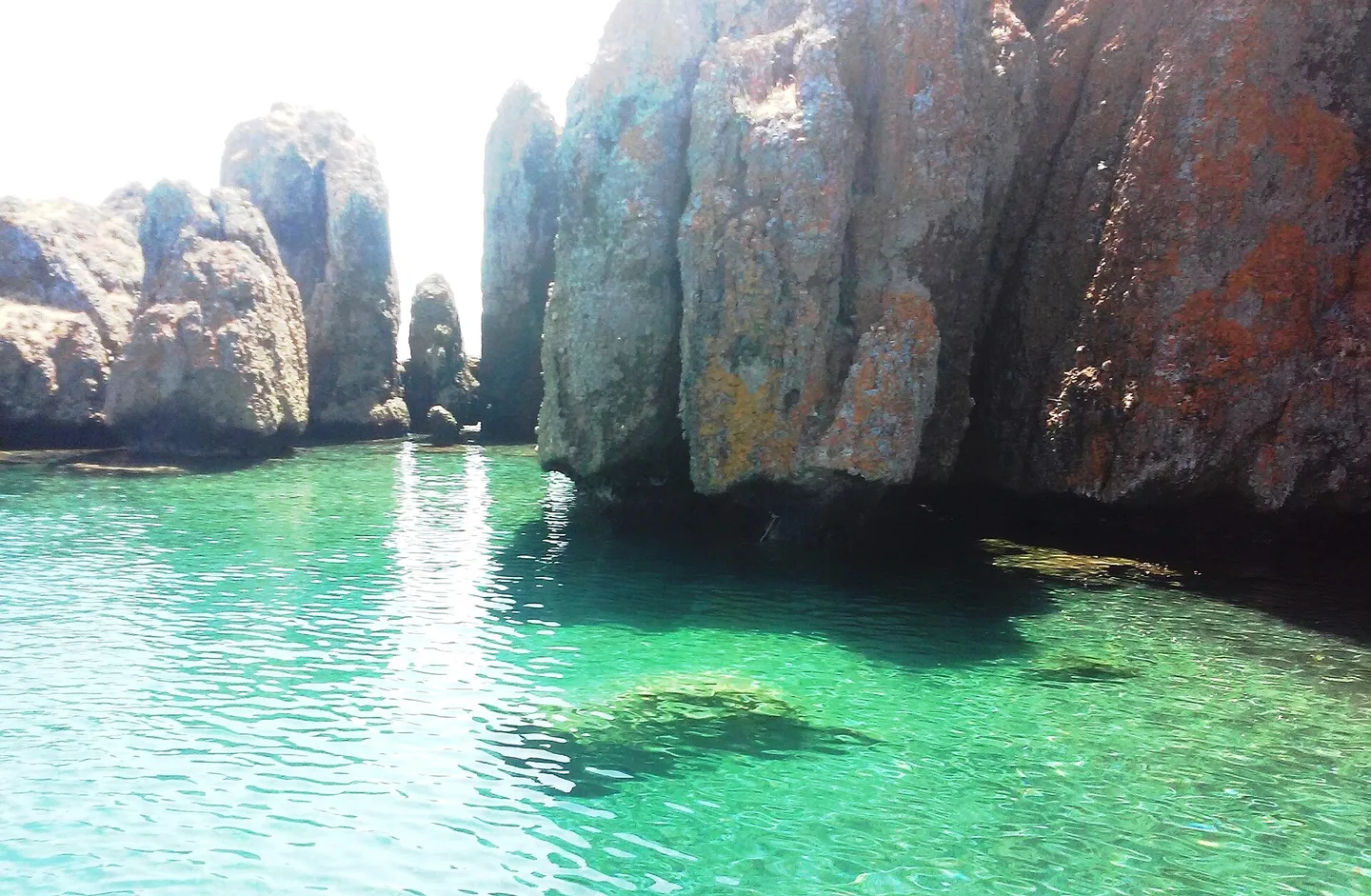 Île de Dişlice dans le golfe de Hisarönü, Marmaris